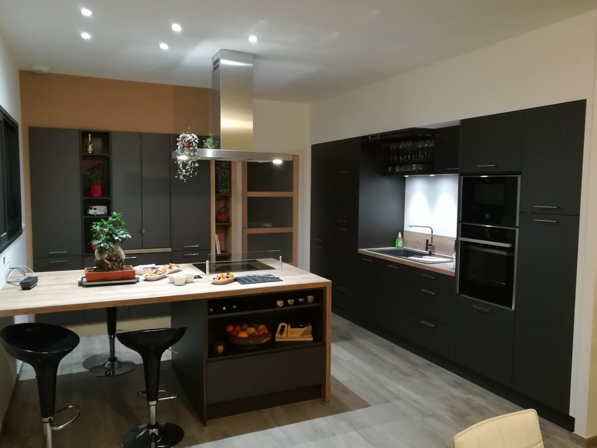 Modèles de cuisines sur mesure, réalisations clients et avis Cuisinella